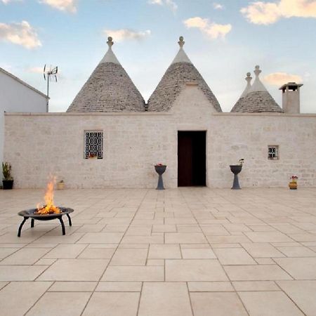 הוילה מרטינה פרנקה Trulli Delle Rose מראה חיצוני תמונה