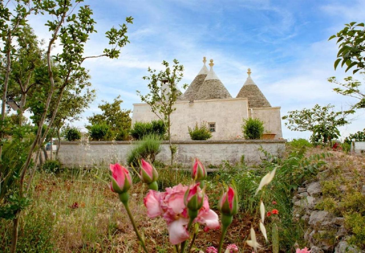 הוילה מרטינה פרנקה Trulli Delle Rose מראה חיצוני תמונה